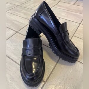 🖤 Calvin Klein Lug-Sole Loafers – Black 🖤